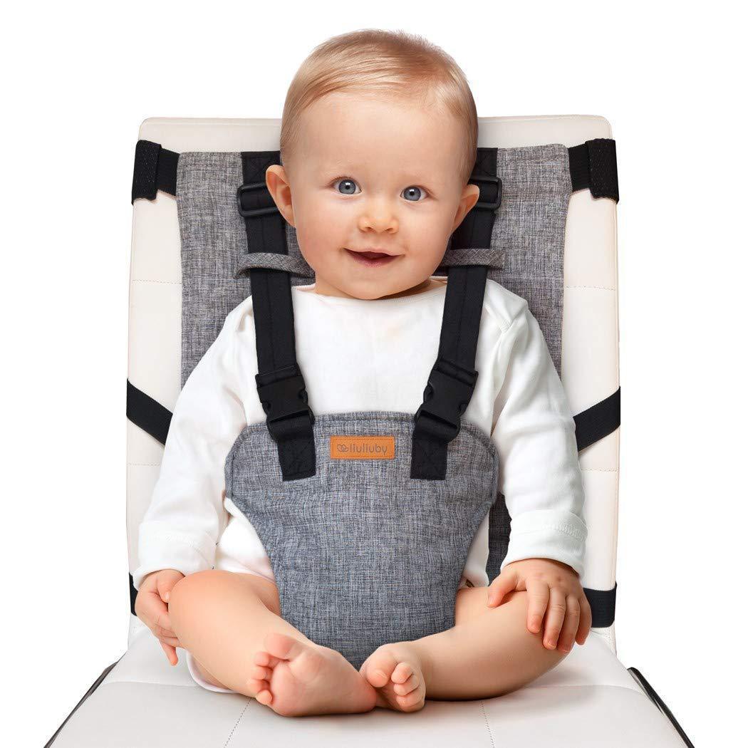 Bærbar babysele i grå, nem at montere, for sikkerhed og komfort på rejser og på farten, pladsbesparende.
