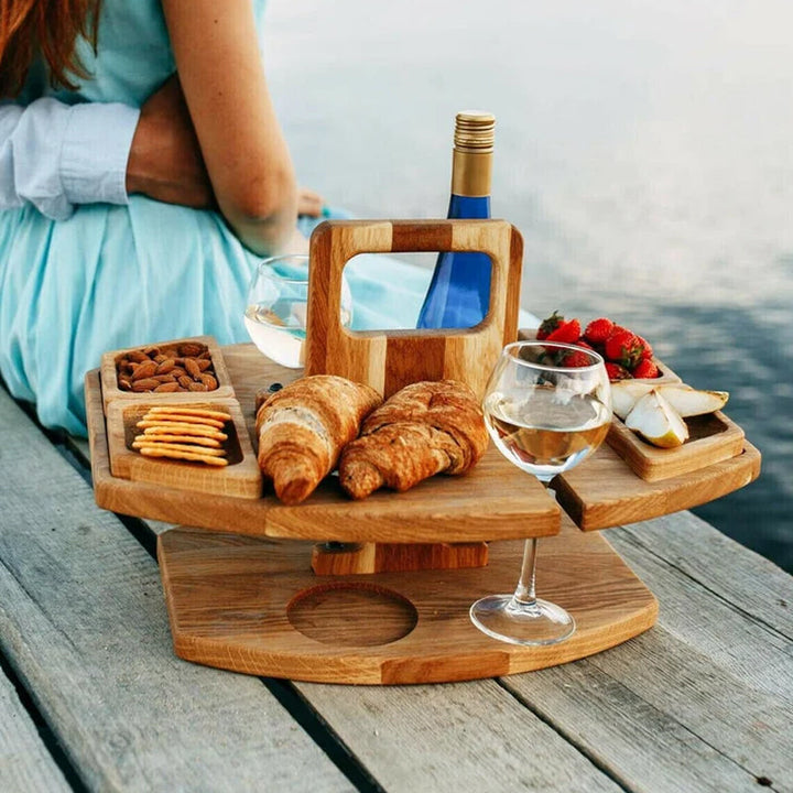 Bærbart træ-picnicbord med glasholdere, snackrum, kompakt sammenklappeligt til vinture.