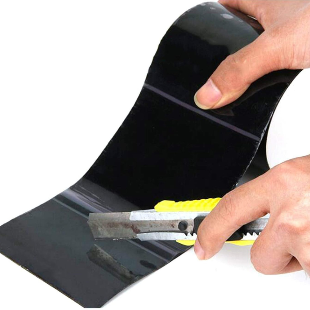 Ultrastærk vandtæt reparationstape, sort eller hvid, 10 cm bred, ideel til tætning og udendørs brug.