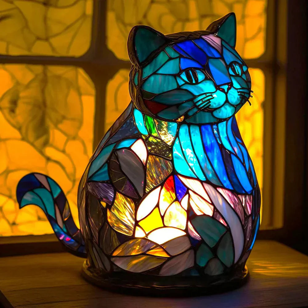 Unik kunstlampe, en dekorativ bordlampe med et stilfuldt dyremotiv og klar belysning.