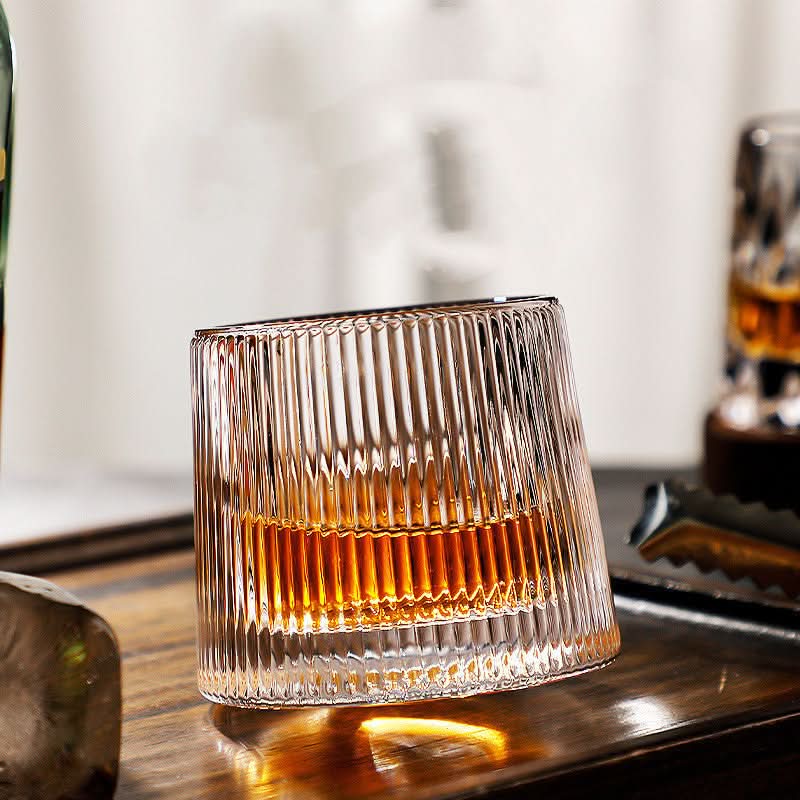Premium roterende whiskyglas. Inspireret af japansk Edo stil, perfekt til whisky og spiritus.