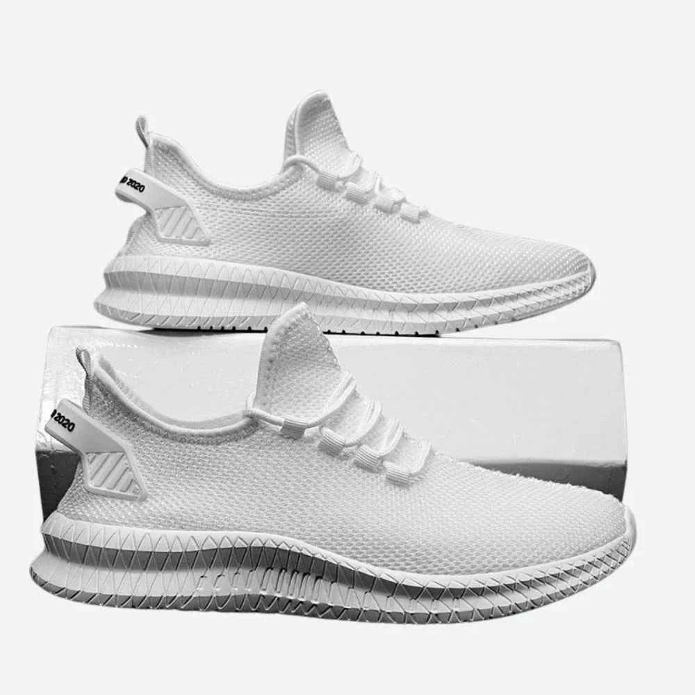 Chunky letvægts snøresneakers i unisex design. Åndbare hverdagssko med høj komfort til byvandring.
