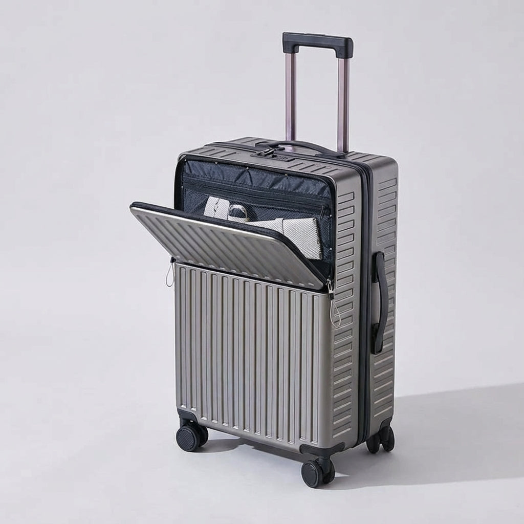 Moderne unisex spinnerkuffert med frontlomme. Holdbar letvægtskuffert, der er et must-have rejsetilbehør til turen.