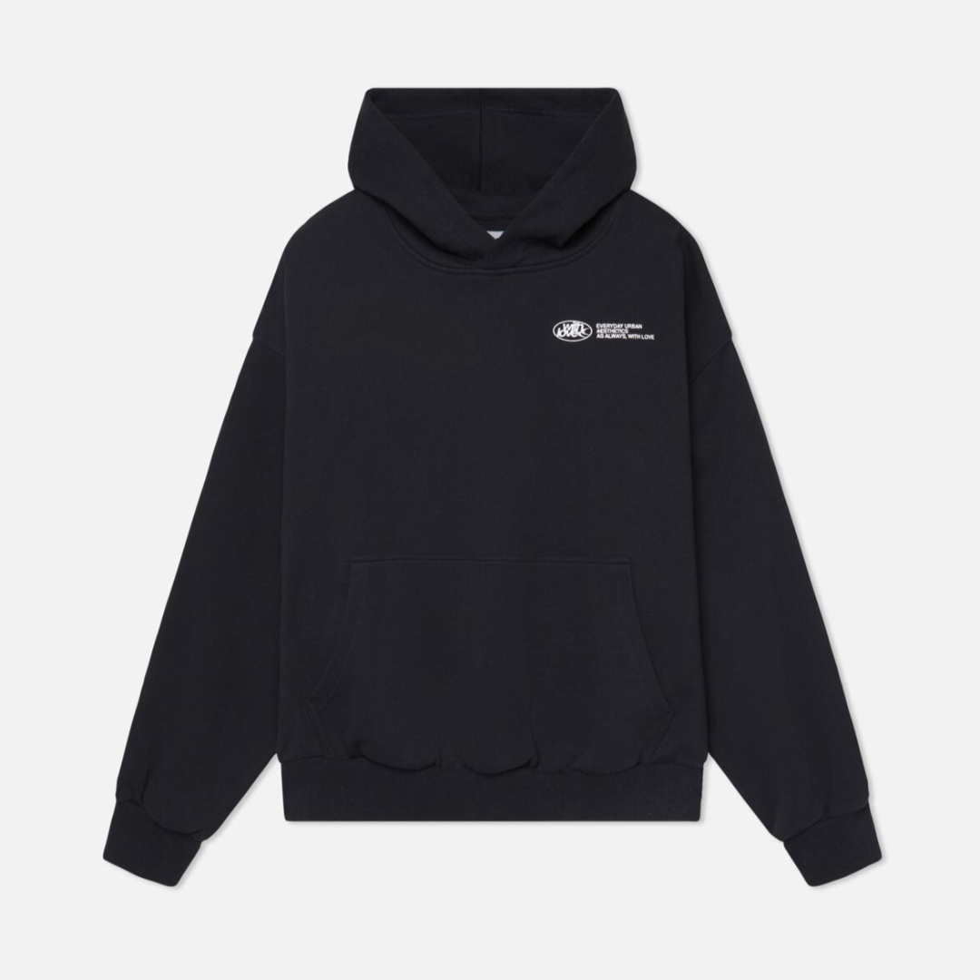 Trendy streetwear oversized hoodie med 'With Love'-grafik, perfekt til et moderne, afslappet look.