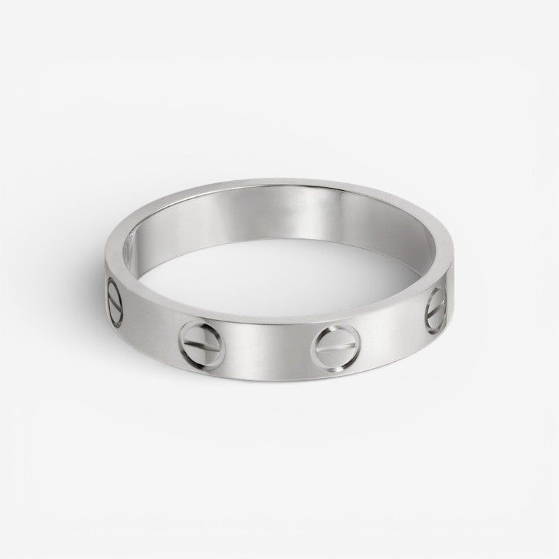 Unisex sølv ring med elegant, minimalistisk design i 3mm bredde. Perfekt som hverdags smykke.