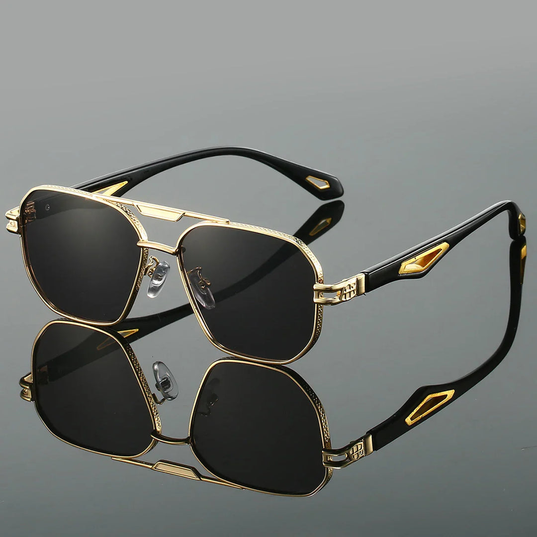 Unisex solbriller med UV400 beskyttelse & anti-refleks glas. Stilrent metallisk stel.
