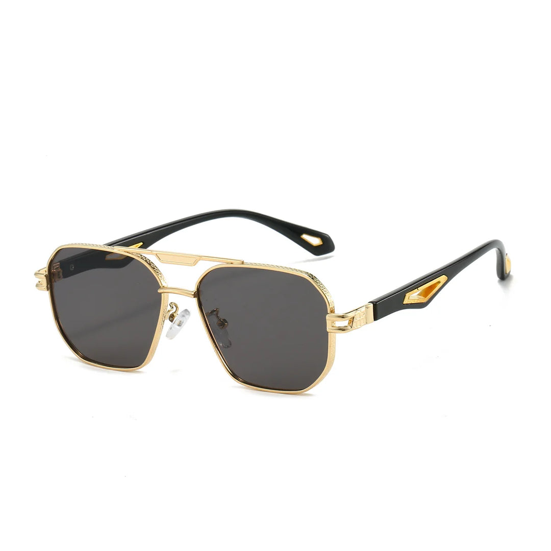 Metallisk unisex solbrille, UV400 & anti-refleks. Ideel til sommer og stilren mode.