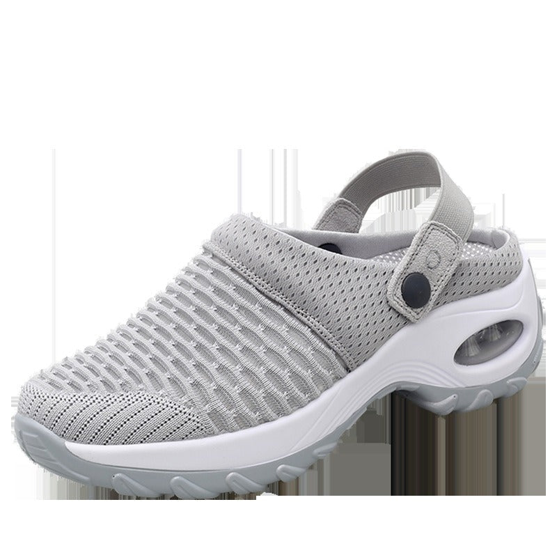 Lette unisex træsko/sandaler med ventilation, perfekt til sommer og aktiv hverdag.