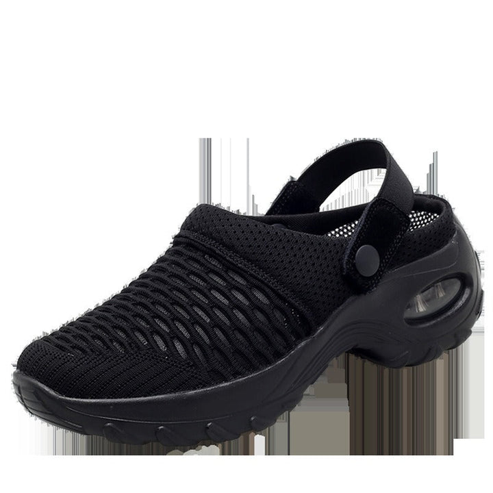 Komfortable unisex træsko/slippers med ventilerende design til hverdag og afslapning.