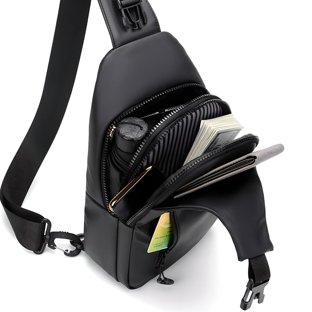 Slidstærk vandtæt skuldertaske unisex, bygget til udendørs brug. Med USB port til nem opladning.