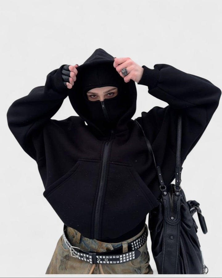 Varm unisex hættetrøje med blødt fleeceforing og stilrent design til komfort i hverdagen.