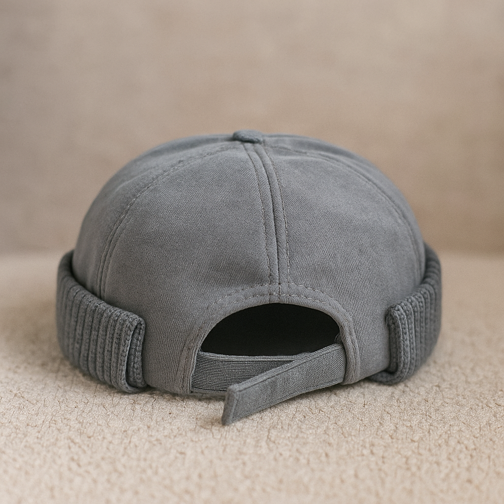Klassisk unisex beanie i vintage stil, ideel til kolde dage.
