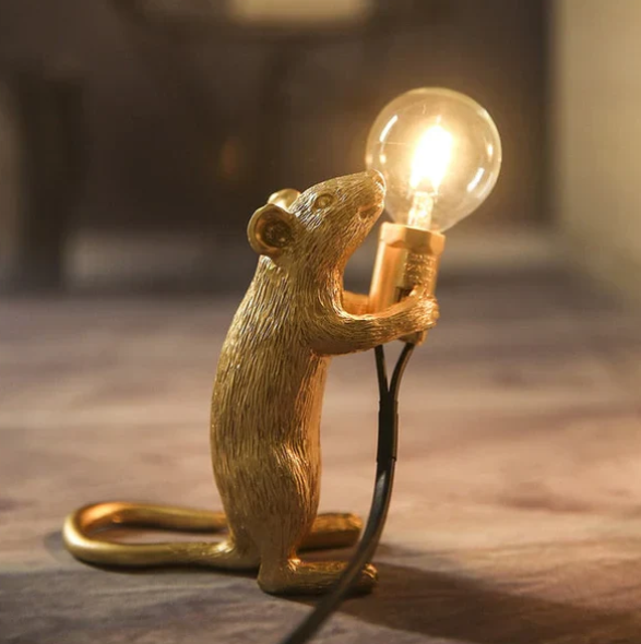 Legesyg mus-bordlampe af høj kvalitet, hyggeligt varmt lys, kunstnerisk højdepunkt til ethvert hjem.