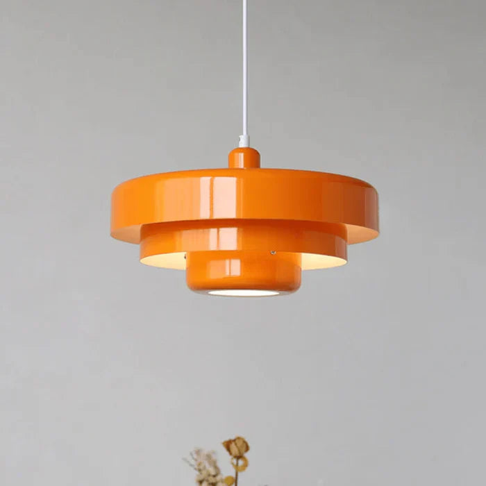 Vintage LED Pendellampe i sort-bronze, metal, varmt hvidt lys, stilfuldt design, velegnet til boliger.