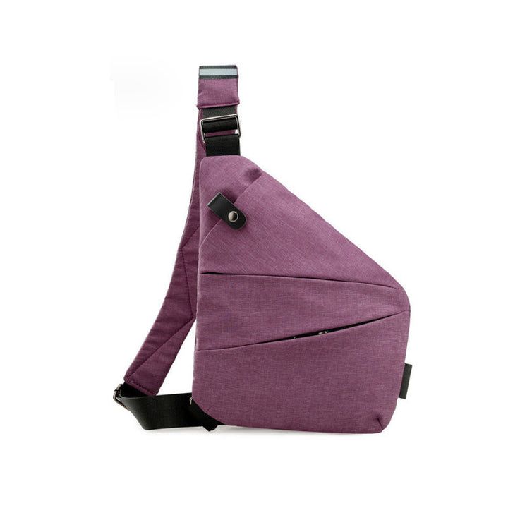 Forsiden af en tyverisikret skuldertaske i sort, med ergonomisk design, sikkerhedsrum og en holdbar nylon-polyesterblanding.