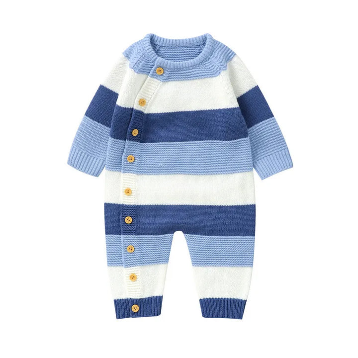 Varm strikket heldragt til baby, grå, med knapper; ideel til kolde måneder, komfortabel og stilfuld til småbørn.
