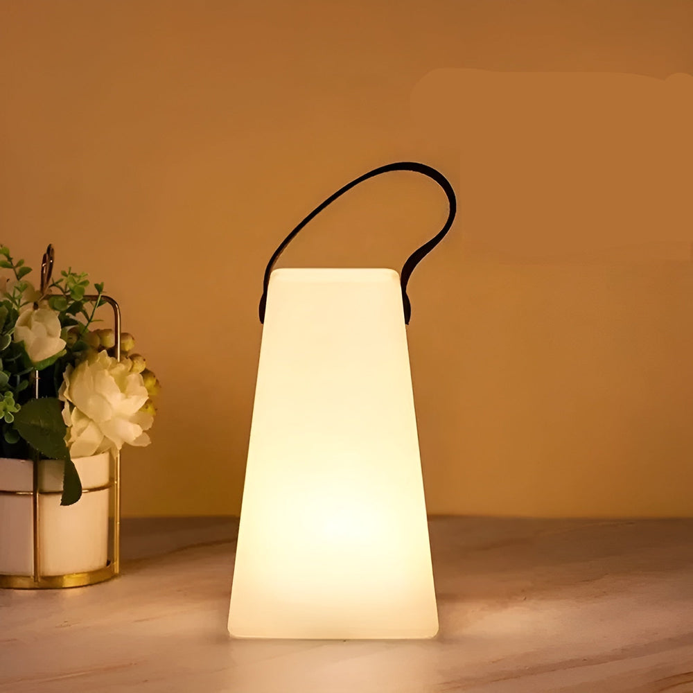 Vandtæt, trådløs LED bordlampe med 16 farver, til indendørs og udendørs brug, moderne design, dæmpbar.