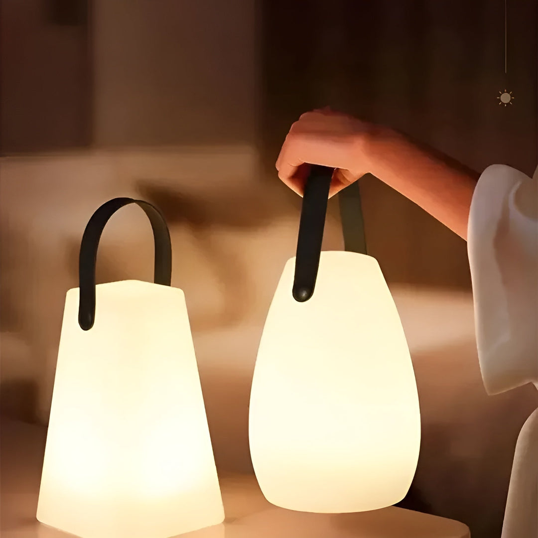 Vandtæt, trådløs LED bordlampe med 16 farver, til indendørs og udendørs brug, moderne design, dæmpbar.