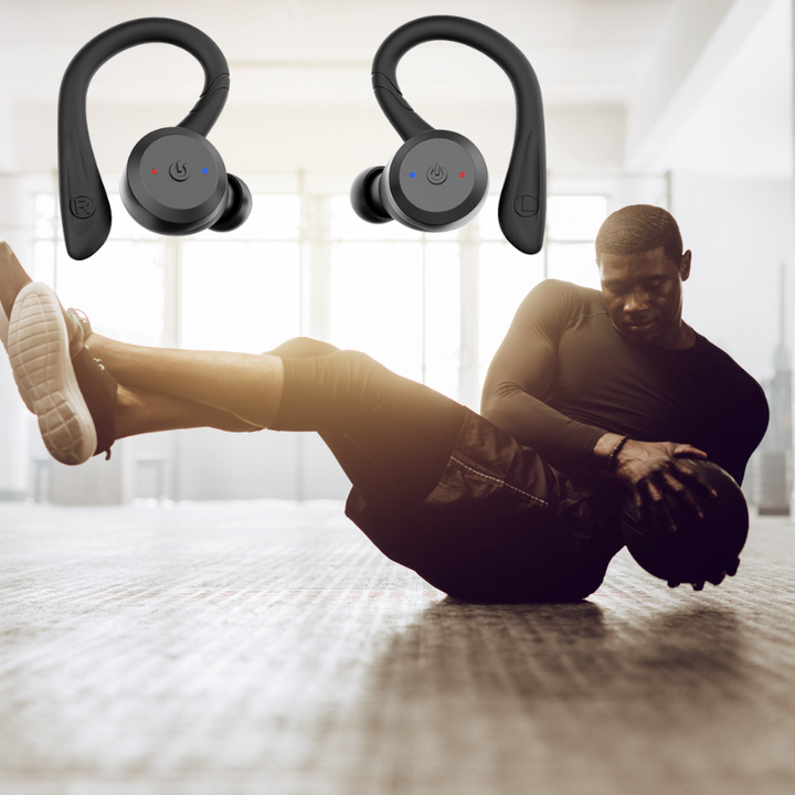 Vandtætte trådløse sportsørepropper med ergonomisk design og 20 timers spilletid, ideelle til aktiv brug og regn.