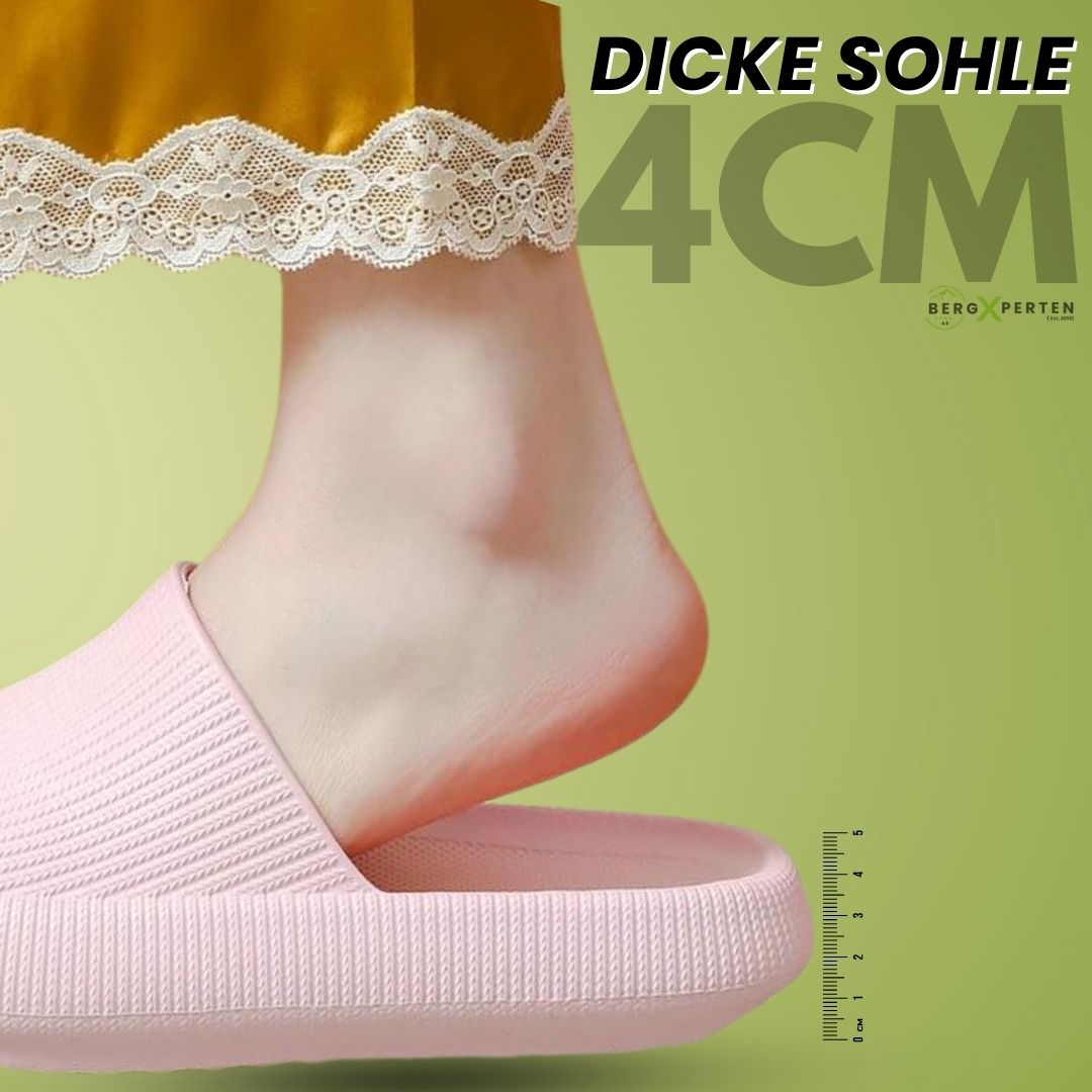 Ortopædiske hjemmesko designet med maksimal komfort og støtte.