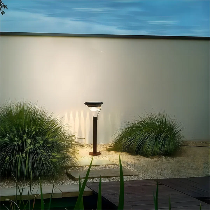 Vejrbestandig LED solcellelampe til haven, der tilbyder høj lysstyrke og stilfuld belysning, ideel til udendørsområder.