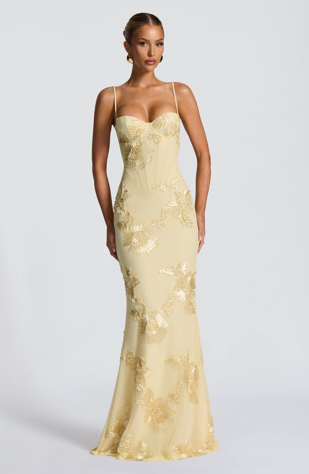 Elegant kvinders blomster corset maxi kjole. Perfekt som bryllupsgæst eller gallakjole til fest.