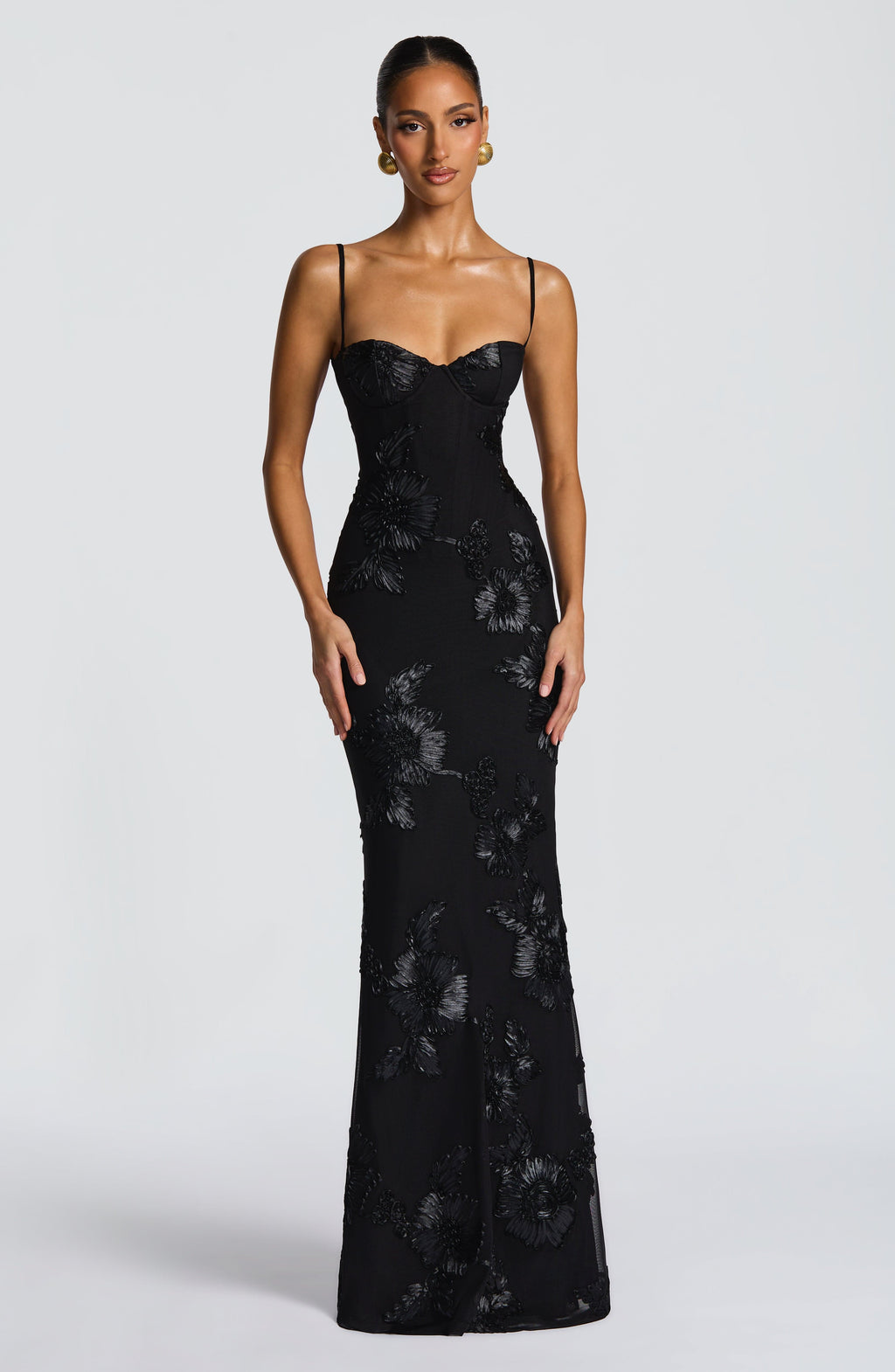Smuk blomstret maxi kjole til kvinder med corset. Ideel som elegant bryllupsgæst eller festkjole.
